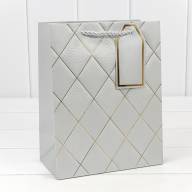 Пакет подарочный с тиснением &quot;Ромбы&quot; (микс) 18*23*10 210г 1/20 1/360 Арт: 300710E - Пакет подарочный с тиснением "Ромбы" (микс) 18*23*10 210г 1/20 1/360 Арт: 300710E