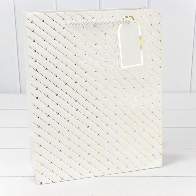 Пакет подарочный с тиснением (547) 26*32*12 210г Белый 1/20 1/240 Арт: 000547C/1