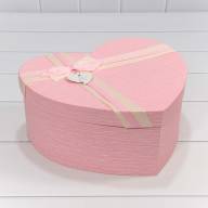 Коробки &quot;Сердце&quot; Набор 1/3 31*28*13,5 с двухцветным бантом Розовый 1/16 Арт: 720335/1 - Коробки "Сердце" Набор 1/3 31*28*13,5 с двухцветным бантом Розовый 1/16 Арт: 720335/1